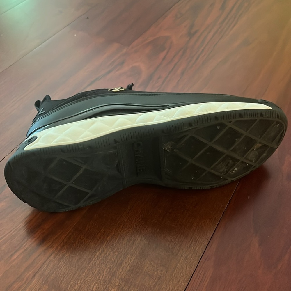 Chanel Sneaker Women's Black Trainer Suede Trail Runner Sneakers size 41 - Picture 6 of 8